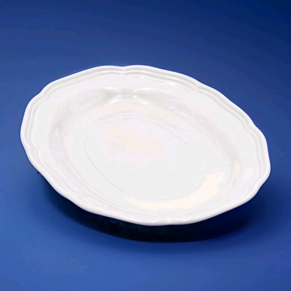 Mikasa French Countryside White Gravy Boat and Underplate F 9000 SHIPS FAST - Picture 11 of 16
